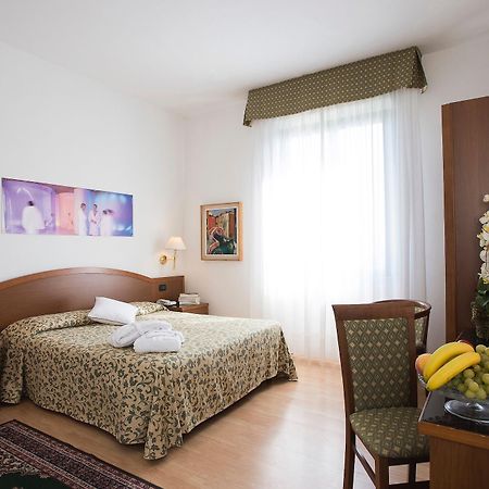 Hotel Angiolino Chianciano Terme Kültér fotó